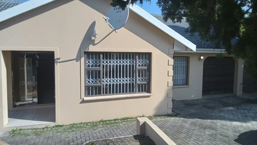 4 Bedroom Property for Sale in Amalinda Eastern Cape